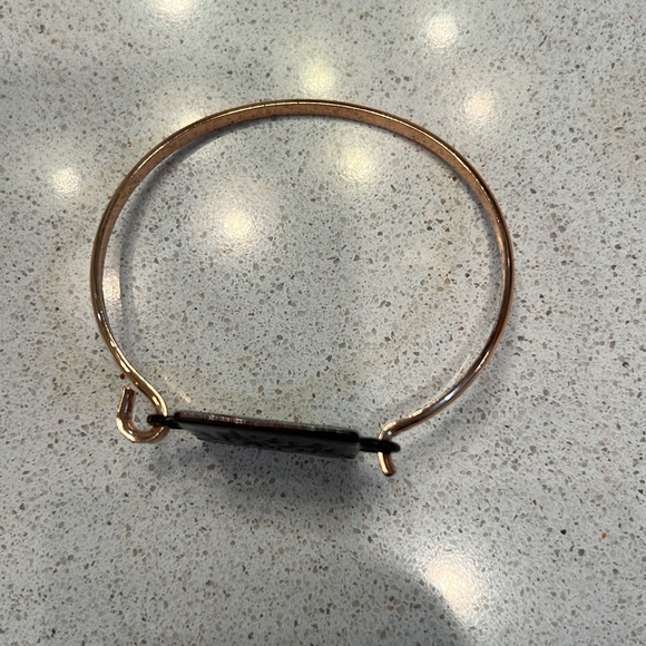 Bracelet - Picture 3 of 4